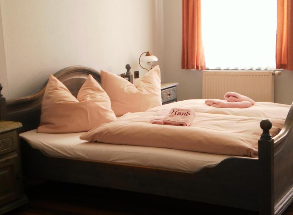 Thuringer Hof Hildburghausen Otel Oda fotoğraf