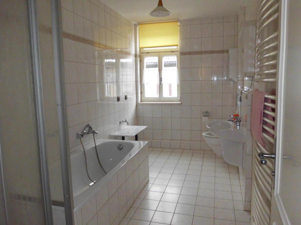 Thuringer Hof Hildburghausen Otel Oda fotoğraf